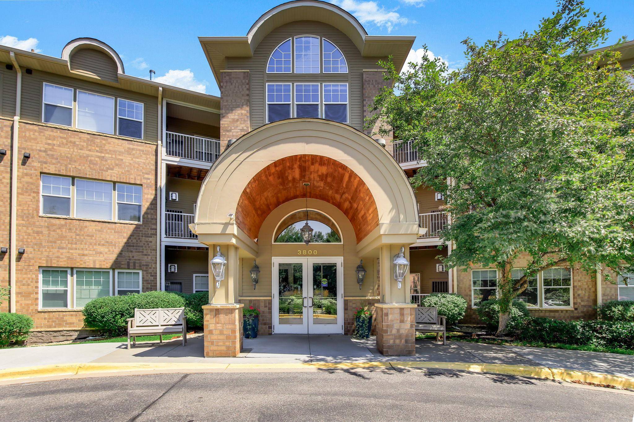 3800 85th AVE N #117, Brooklyn Park, MN 55443