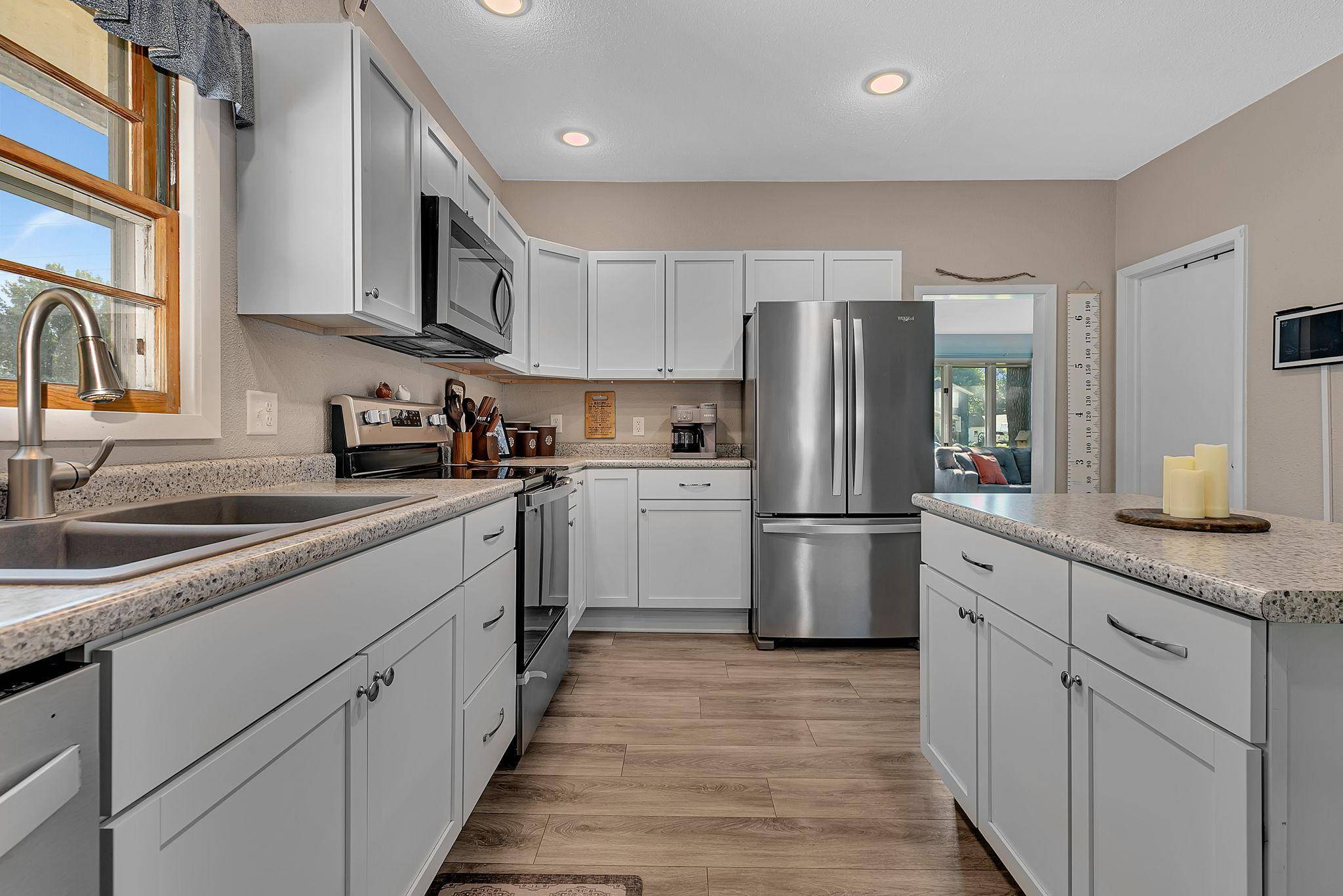 420 S 8th ST, Bird Island, MN 55310