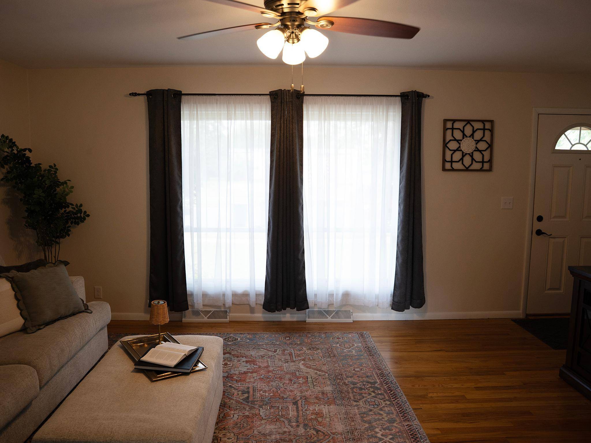 2411 Lynn AVE, Altoona, WI 54720