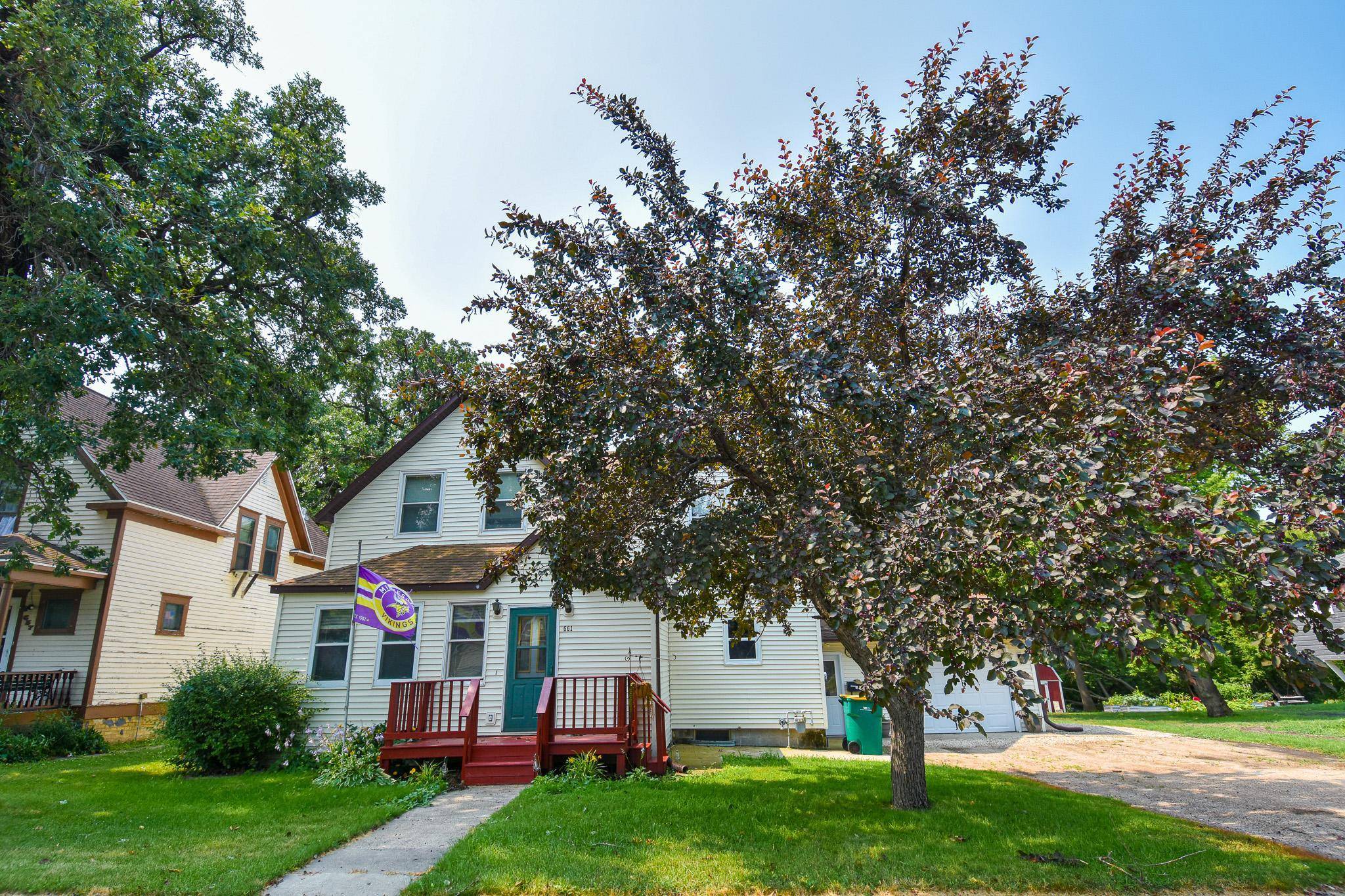 661 N Central ST, Warren, MN 56762