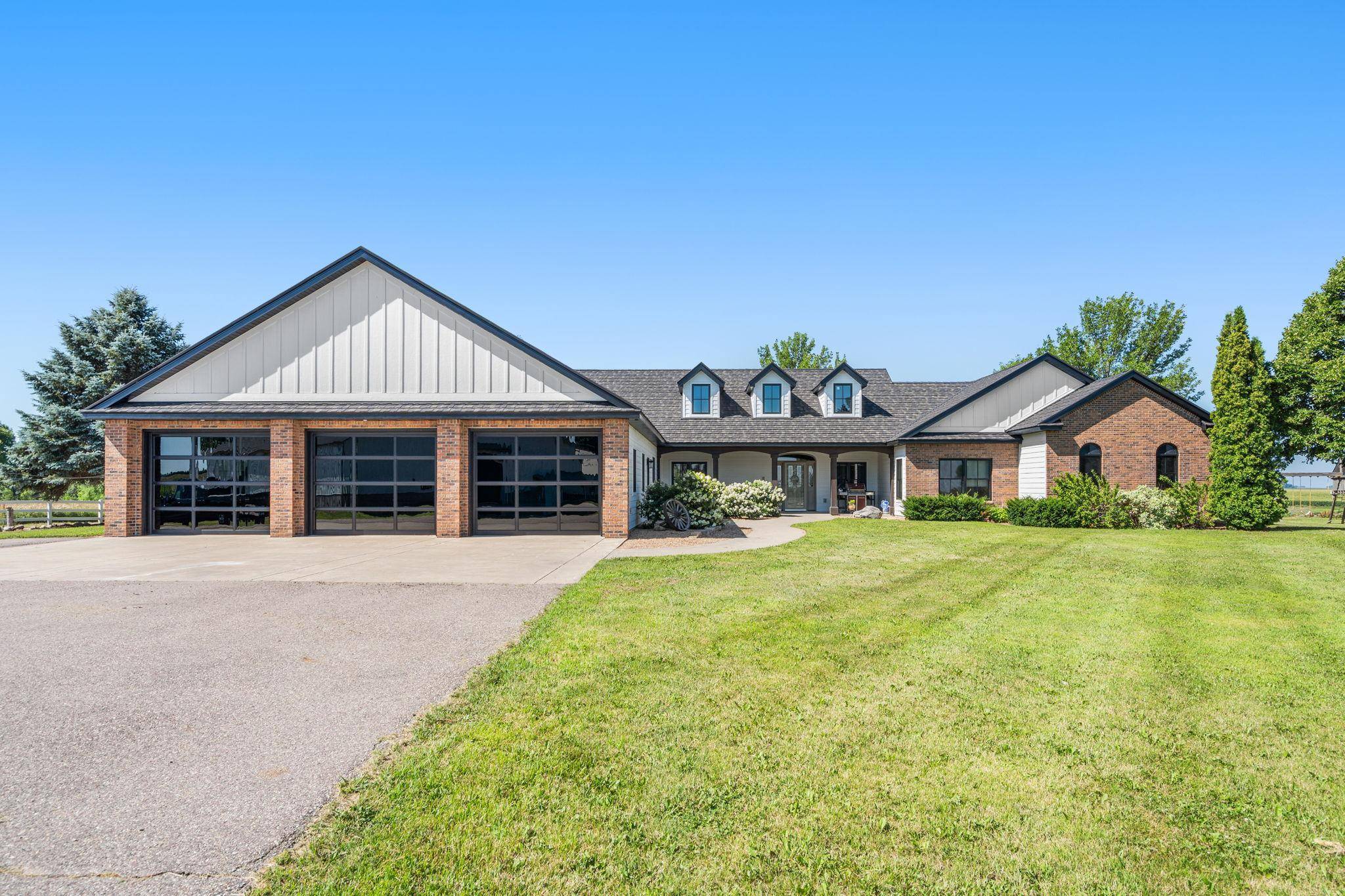 46445 250th ST, Gaylord, MN 55334