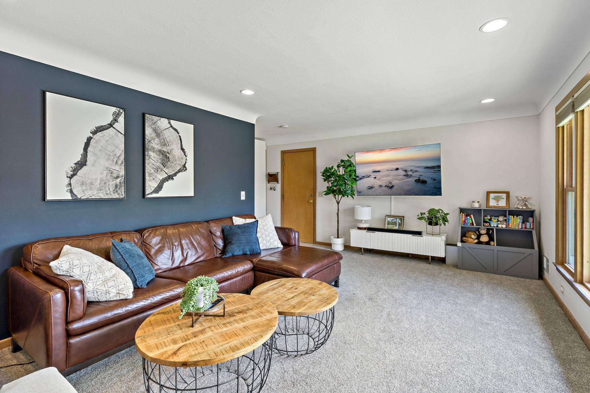 3200 Armour TER, Saint Anthony, MN 55418