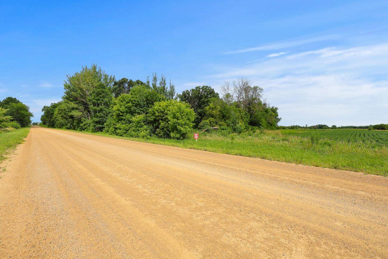 TBD 350th ST, Shafer, MN 55074