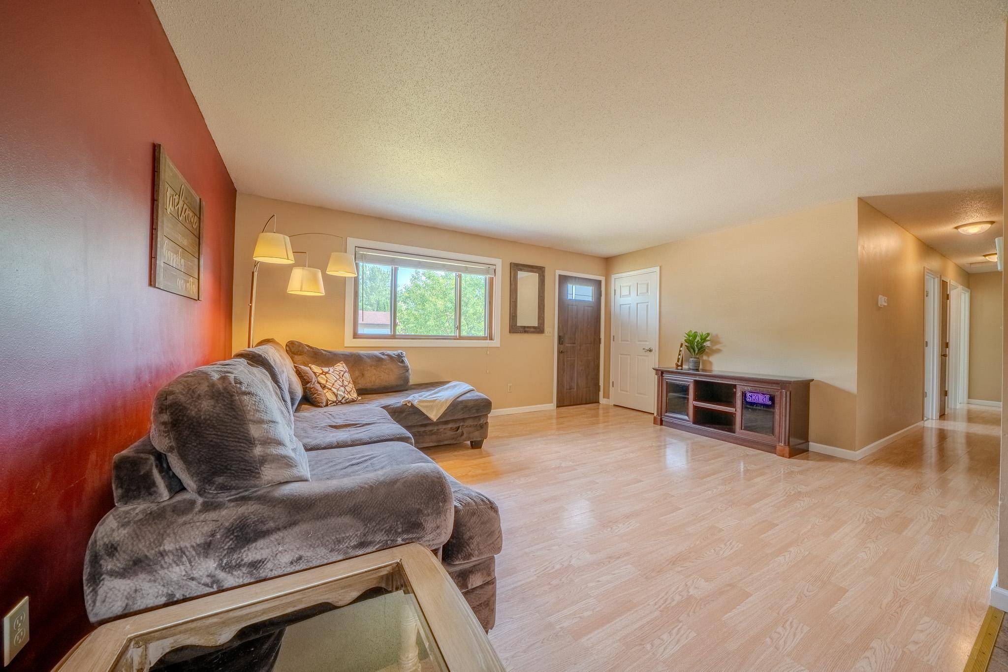 806 Callaway ST E, Saint Joseph, MN 56374