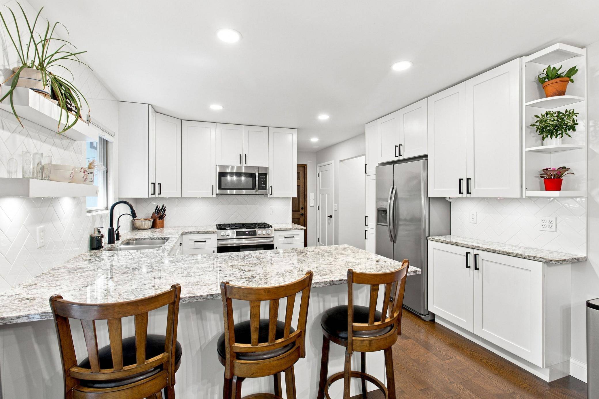 10217 Valley Forge LN N, Maple Grove, MN 55369