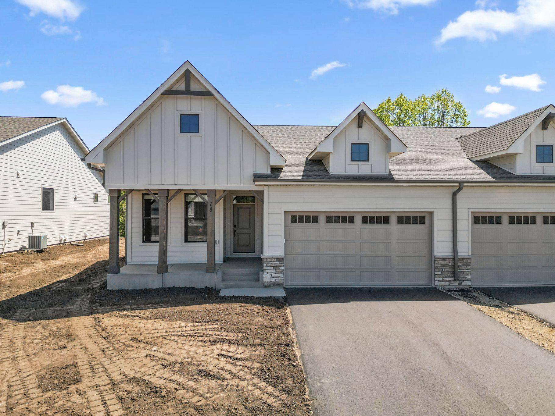 30 Palomino CT, Hudson, WI 54016