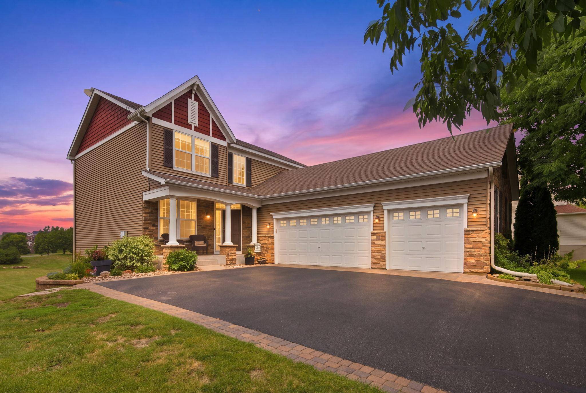 8837 196th ST W, Lakeville, MN 55044