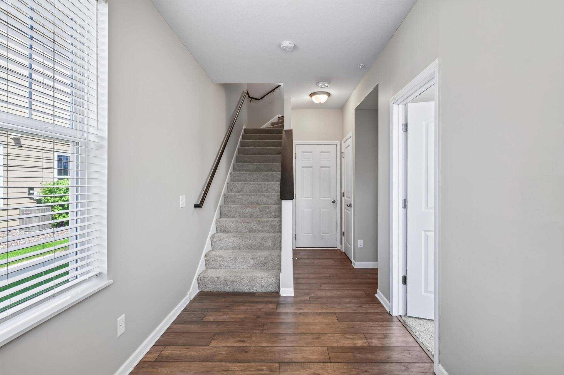 15474 Eames WAY, Apple Valley, MN 55124