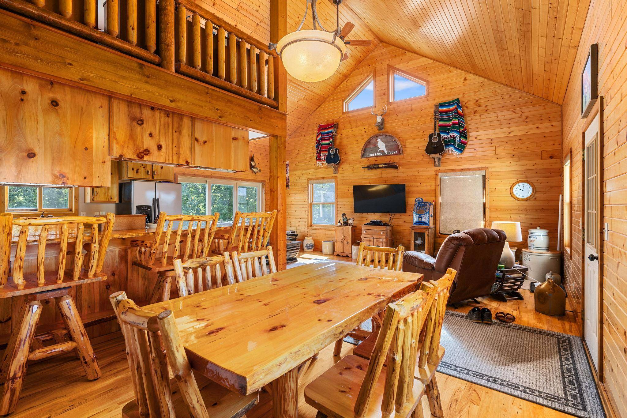 13348 Hillside RD, Brownsville, MN 55919