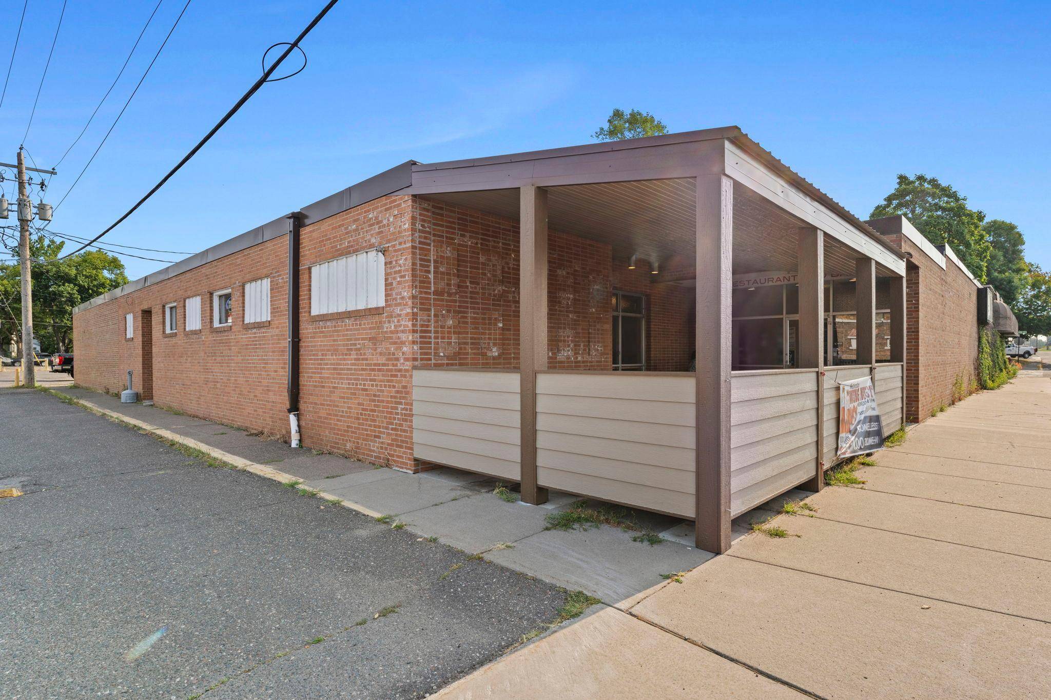 118 Railroad AVE NE, Mora, MN 55051