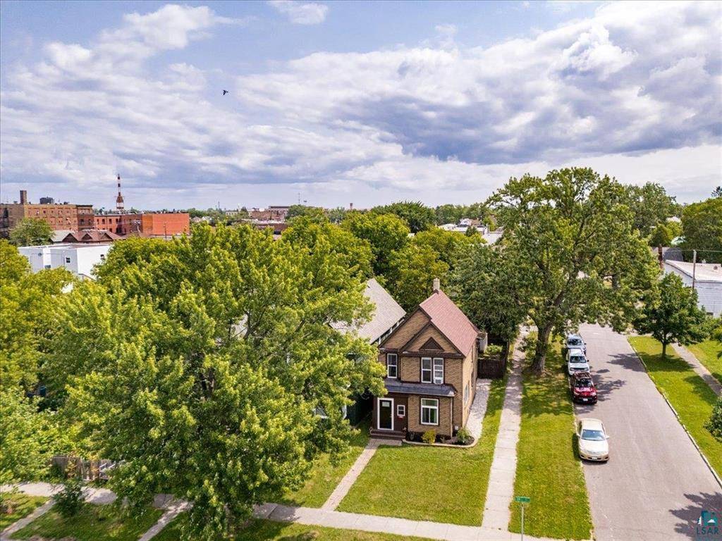 1628 Oakes AVE, Superior, WI 54880