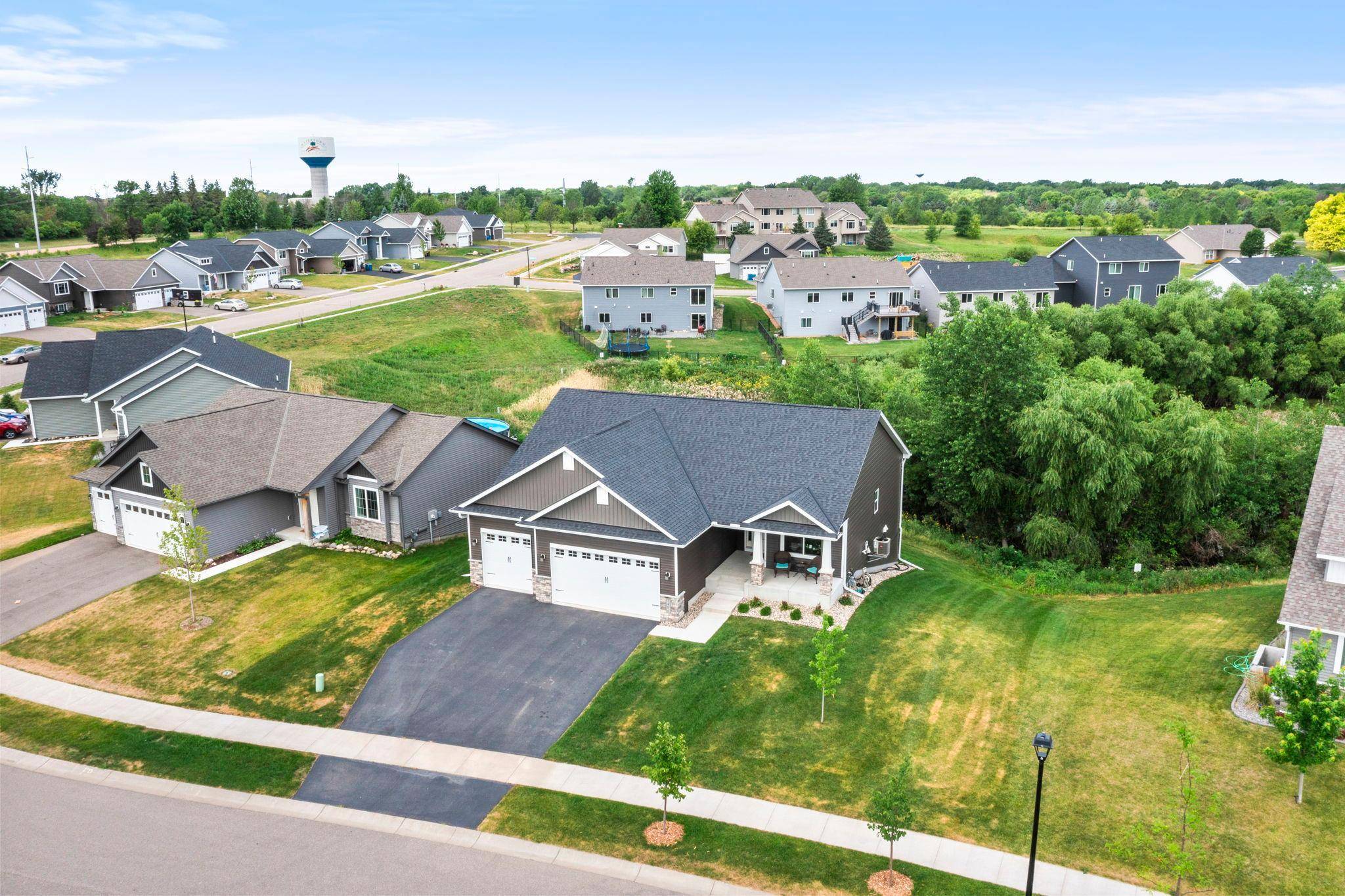 1406 Balsam LN, Watertown, MN 55388