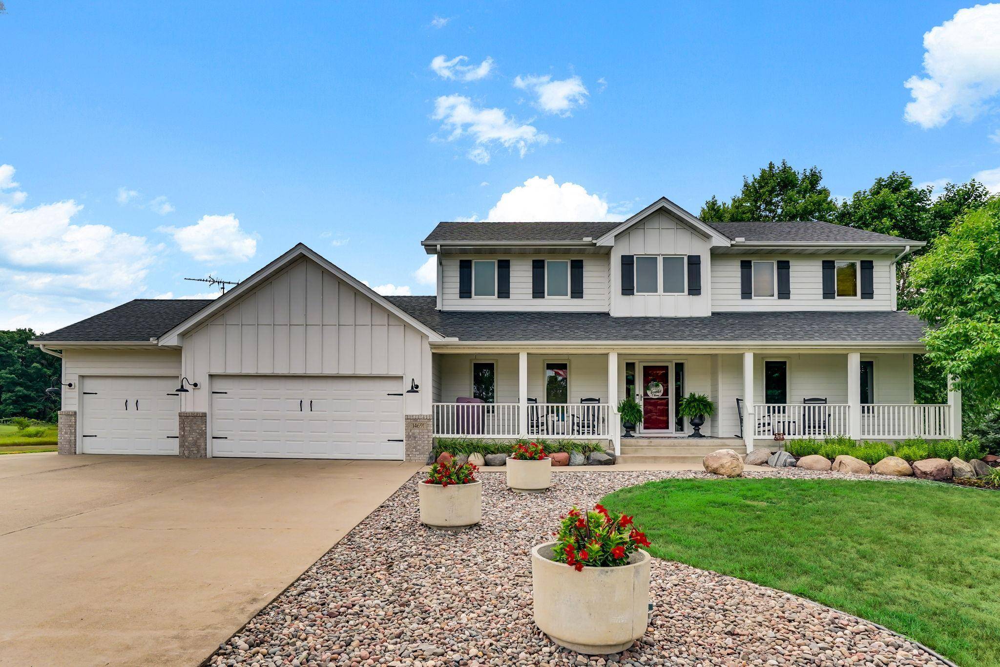 14691 288th AVE NW, Zimmerman, MN 55398