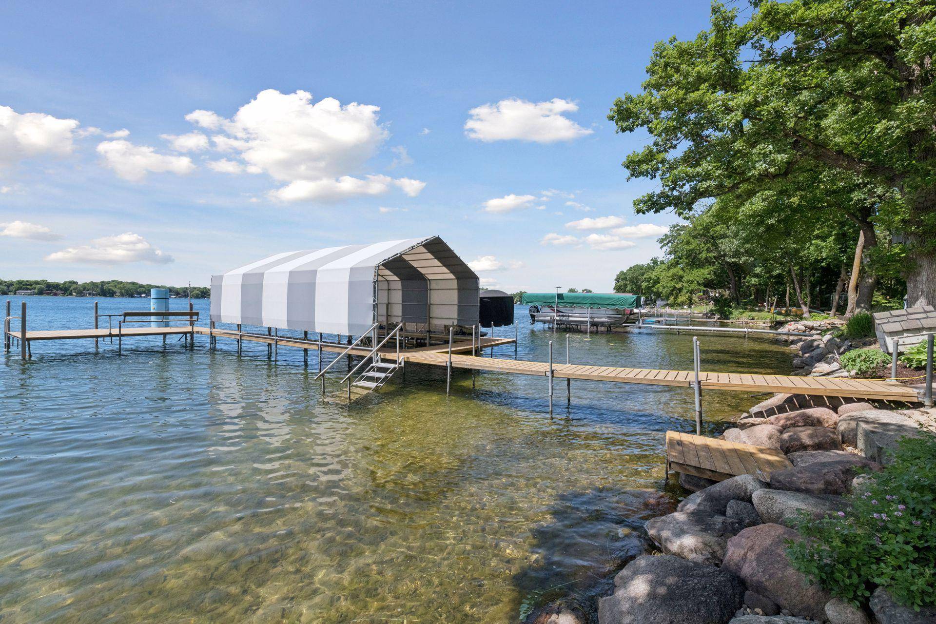 5155 Weeks RD, Greenwood, MN 55331