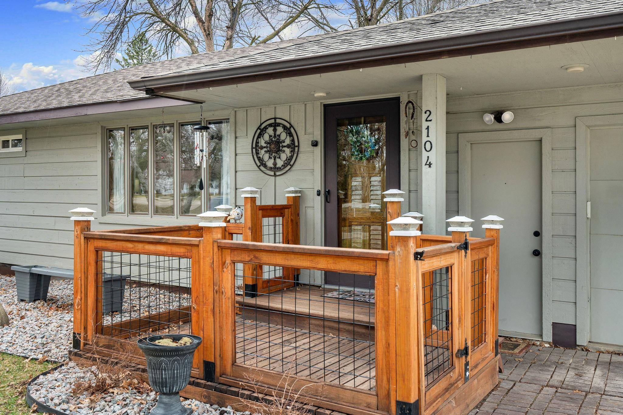 2104 W Oakland AVE, Austin, MN 55912