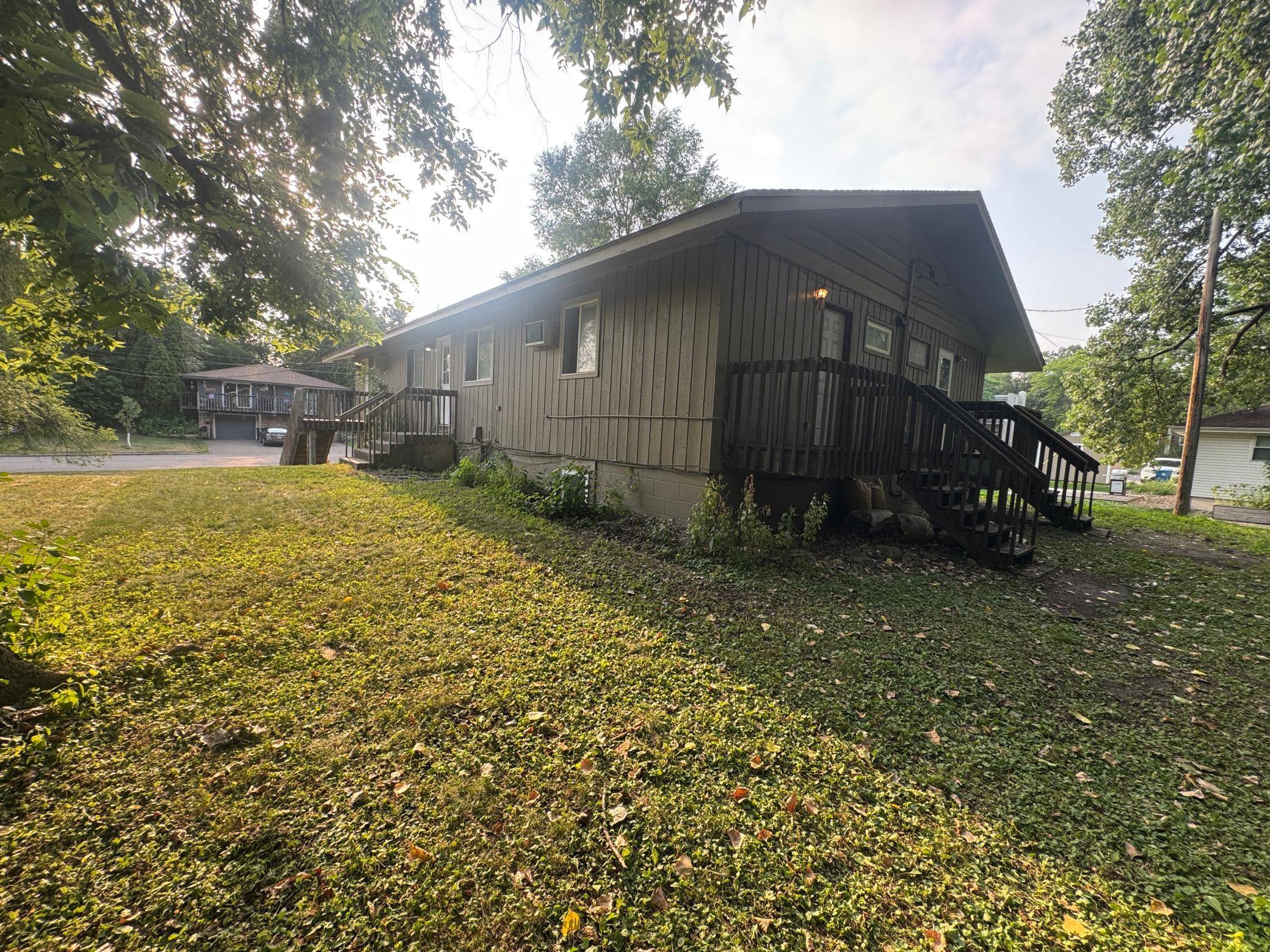305 Jackson AVE N, Hopkins, MN 55343