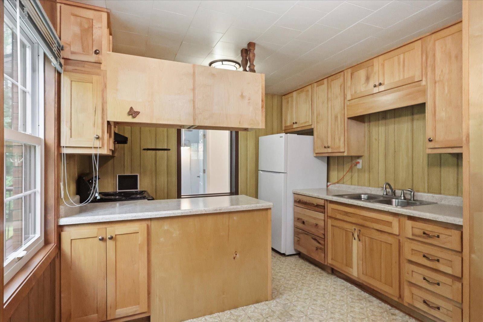 5192 Lavaque Junction RD, Duluth, MN 55811