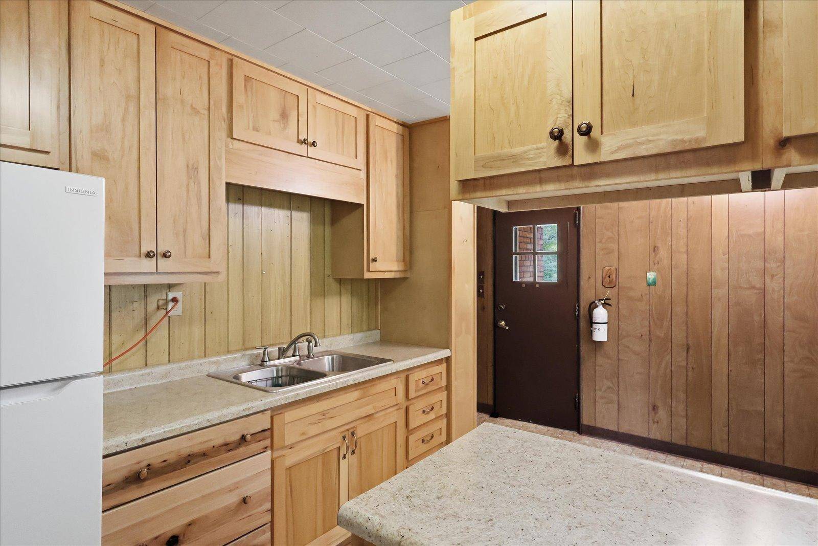 5192 Lavaque Junction RD, Duluth, MN 55811