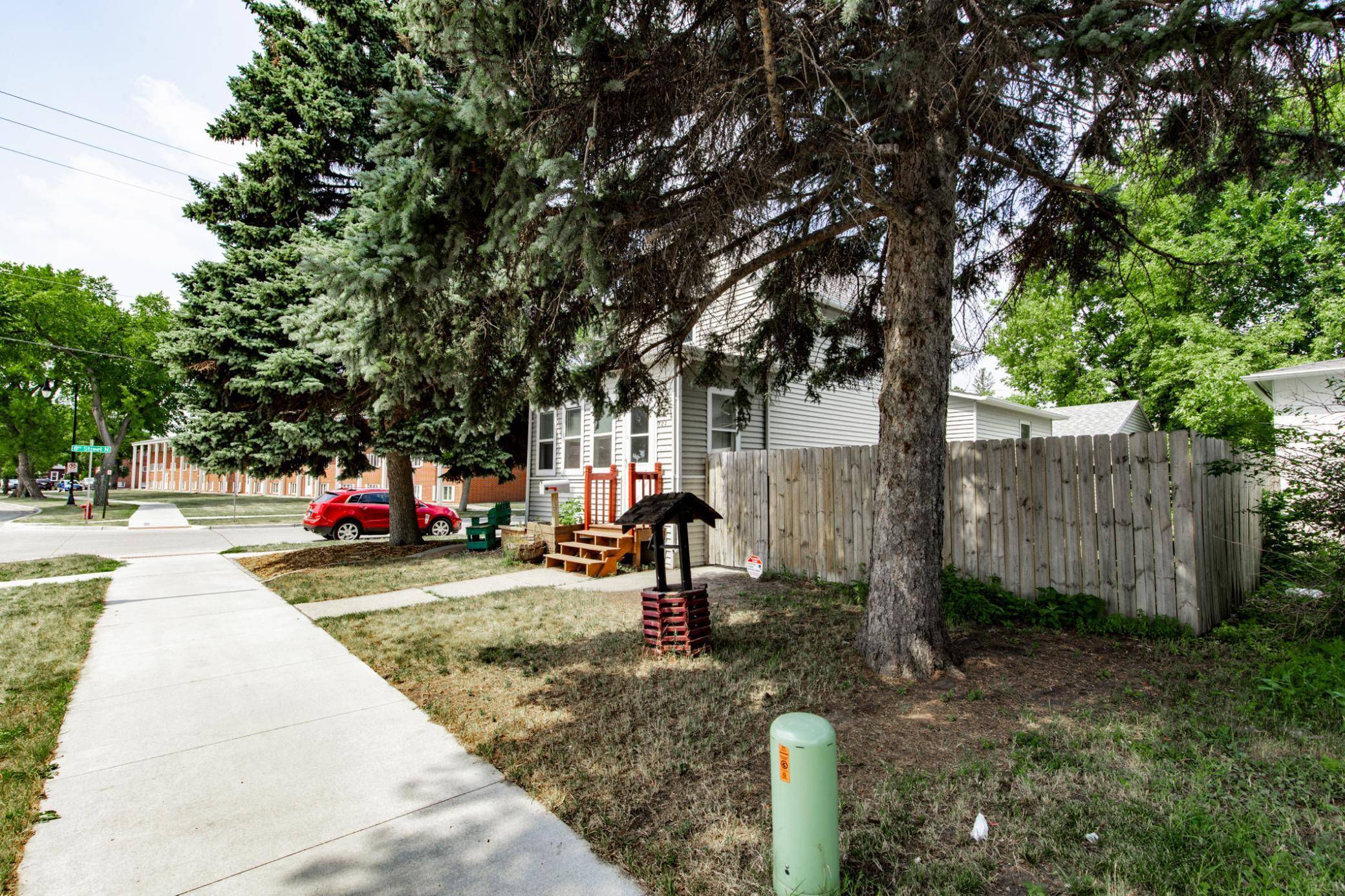 723 6th AVE N, Fargo, ND 58102