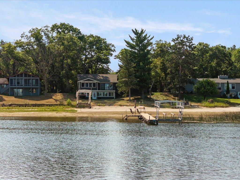 13607 Maplewood DR, Baxter, MN 56425