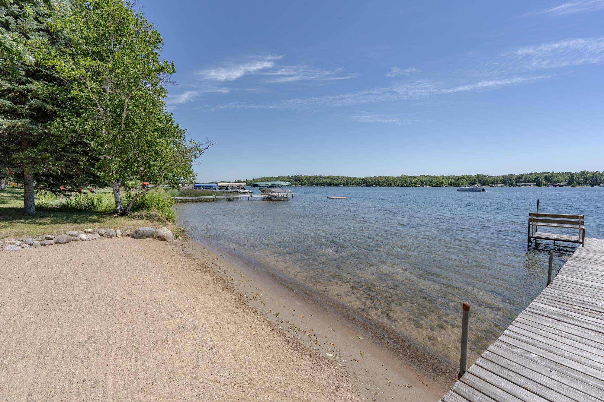 8811 Ossawinnamakee RD, Breezy Point, MN 56472