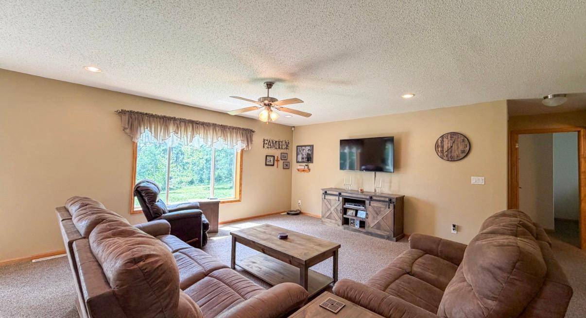 5252 Elmwood CT NE, Bemidji, MN 56601
