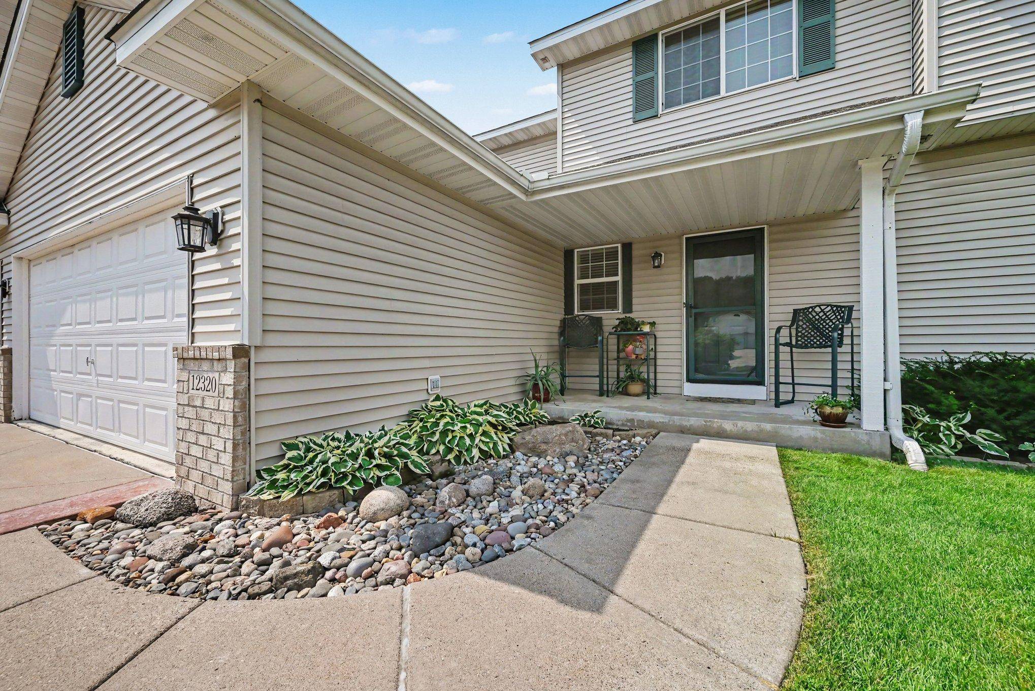 12320 Windsor CT, Burnsville, MN 55337