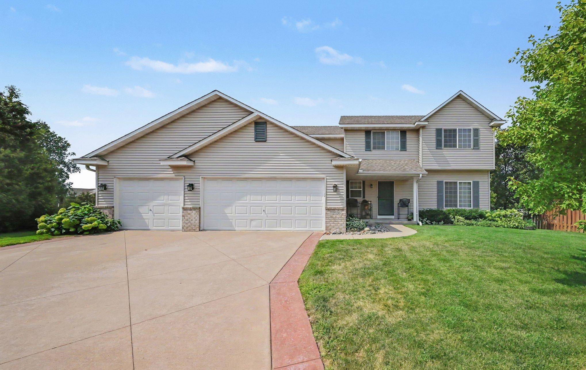 12320 Windsor CT, Burnsville, MN 55337