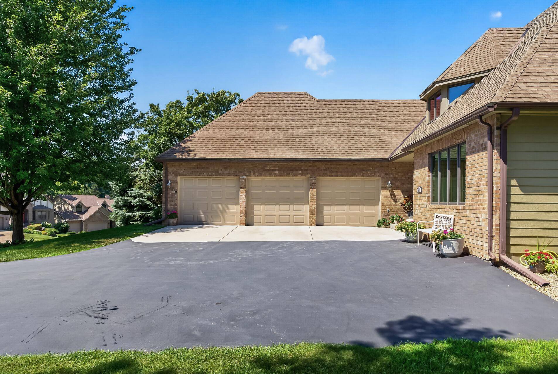 71 Marcin HL, Burnsville, MN 55337