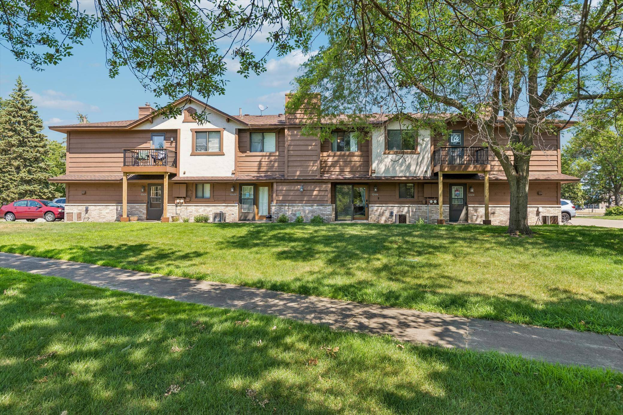 12616 University AVE NW, Coon Rapids, MN 55448