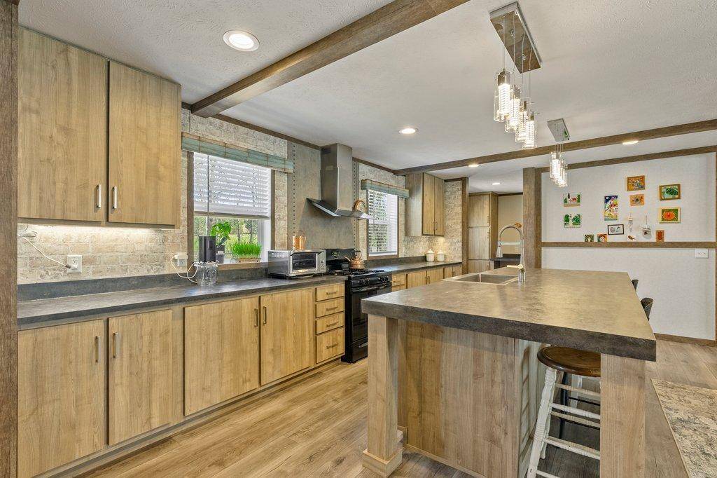 29977 Belgian DR, Breezy Point, MN 56472