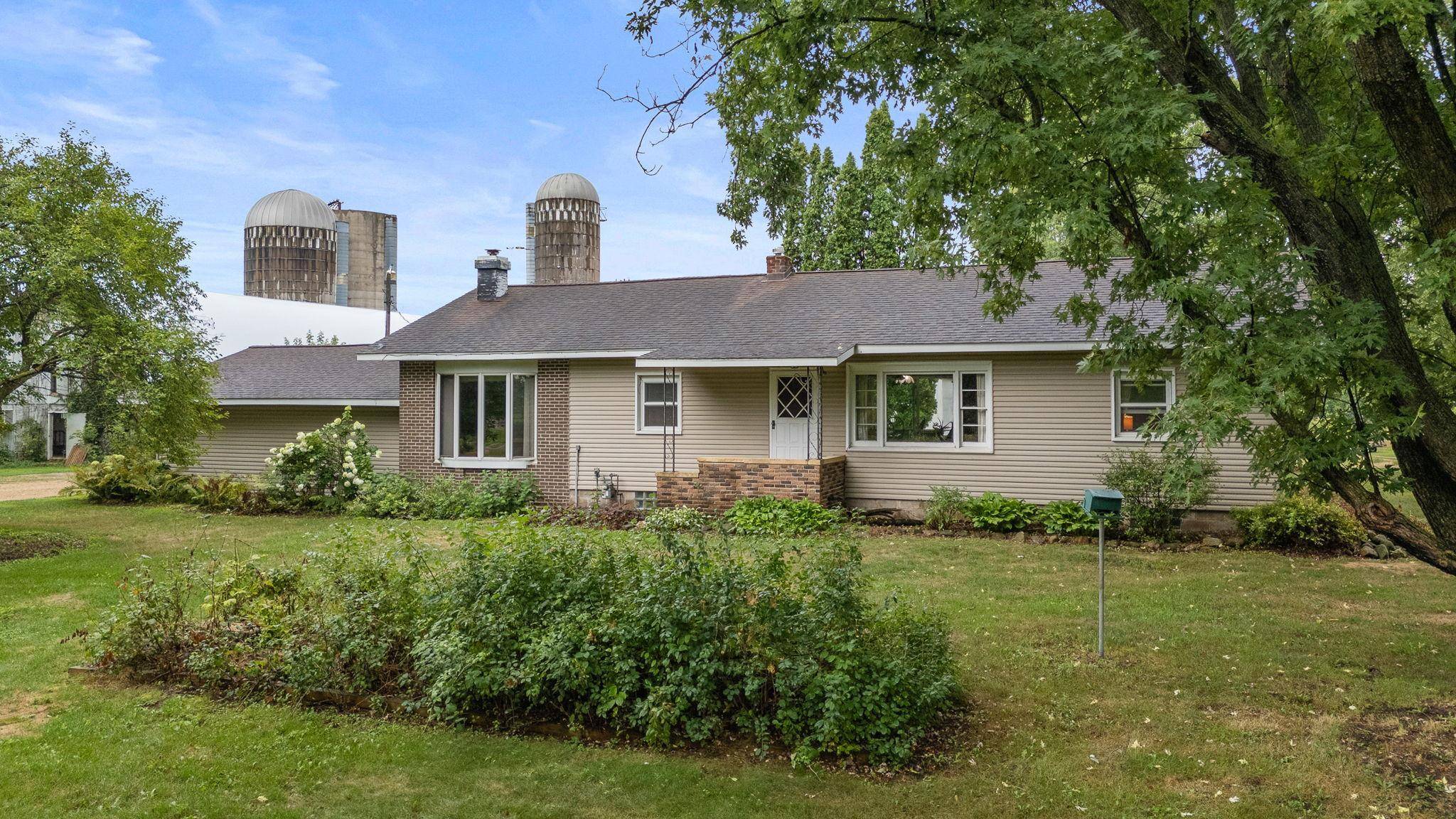 2033 County Road C, Somerset, WI 54025