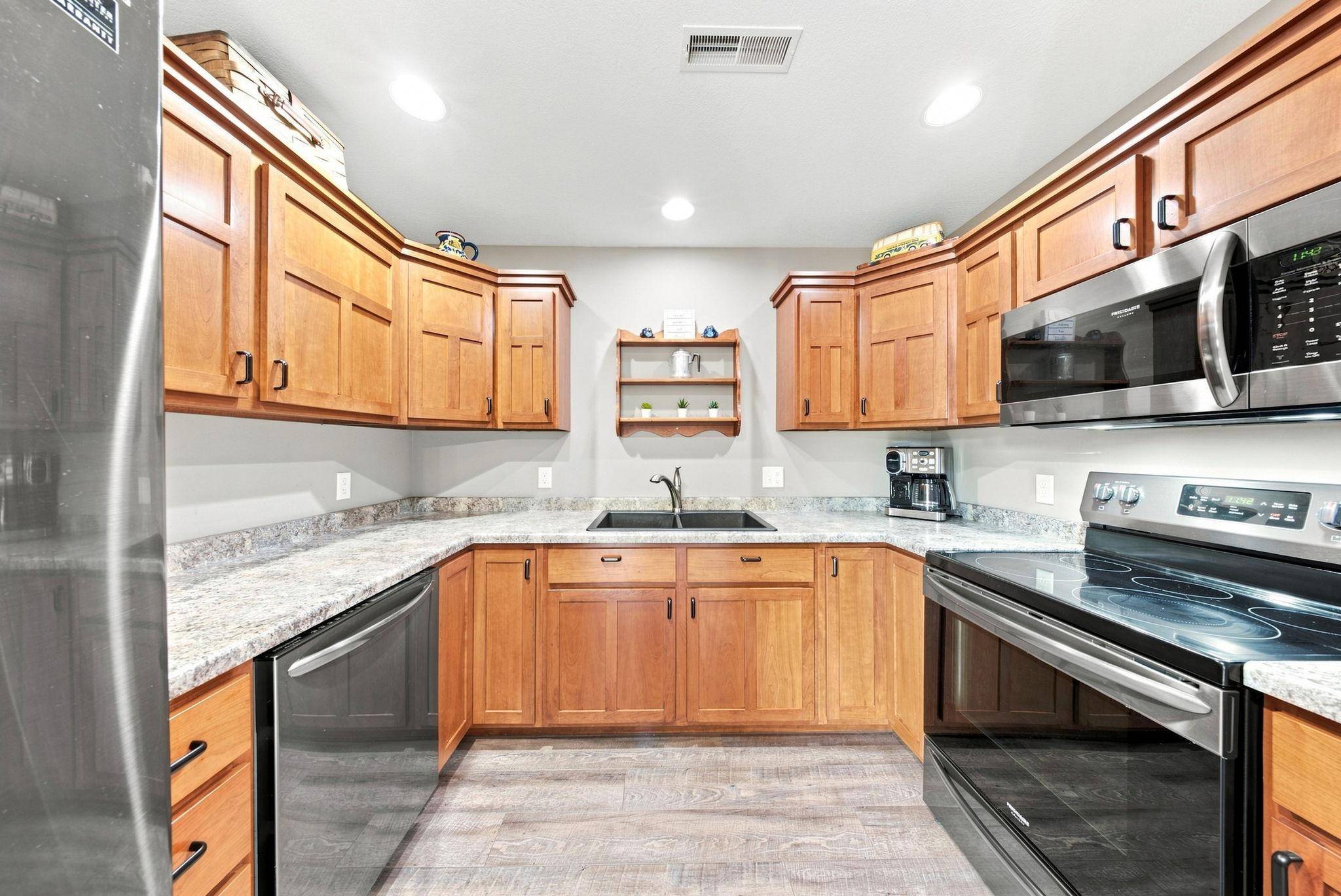 1741 Redhead AVE, Baldwin, WI 54002