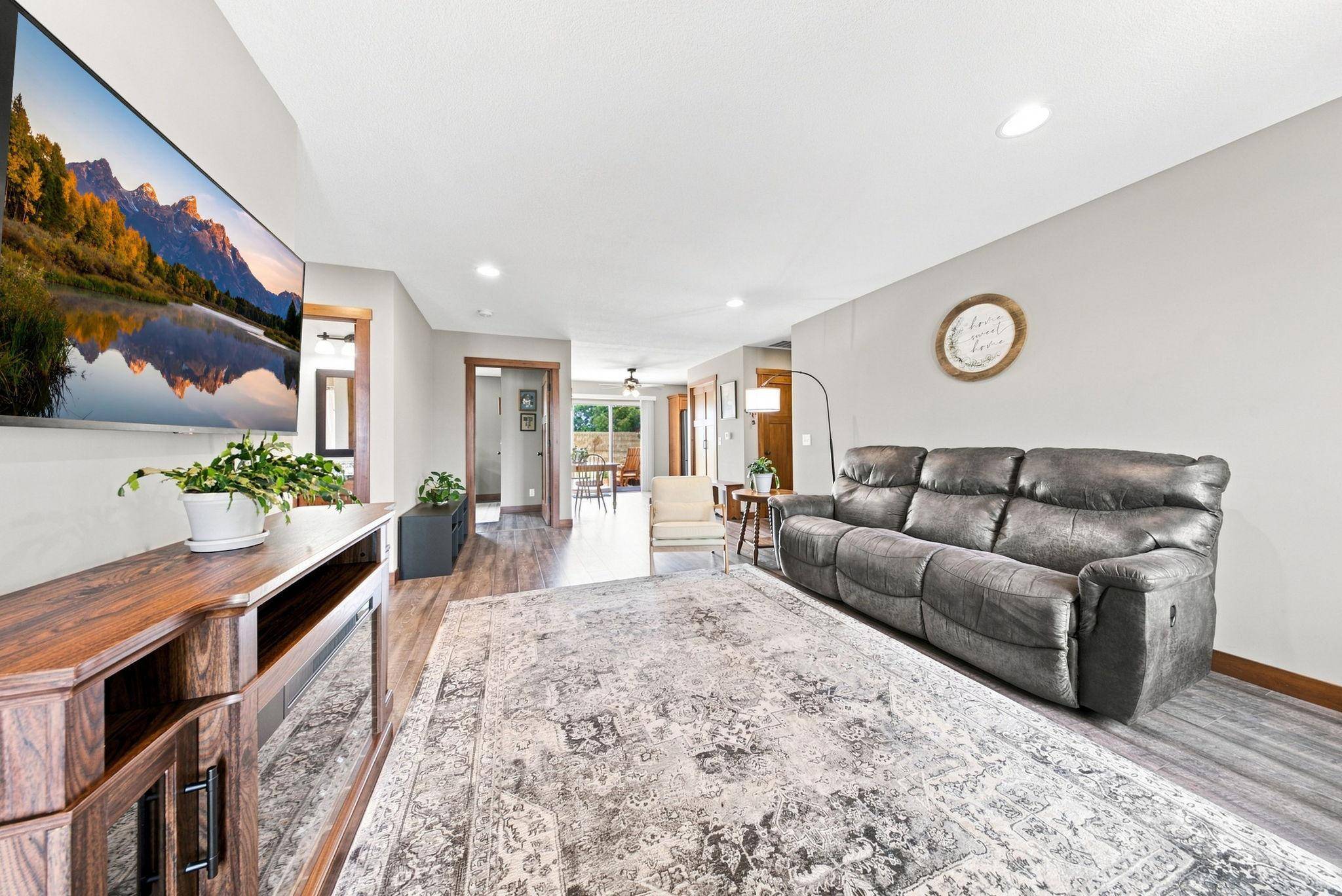 1741 Redhead AVE, Baldwin, WI 54002