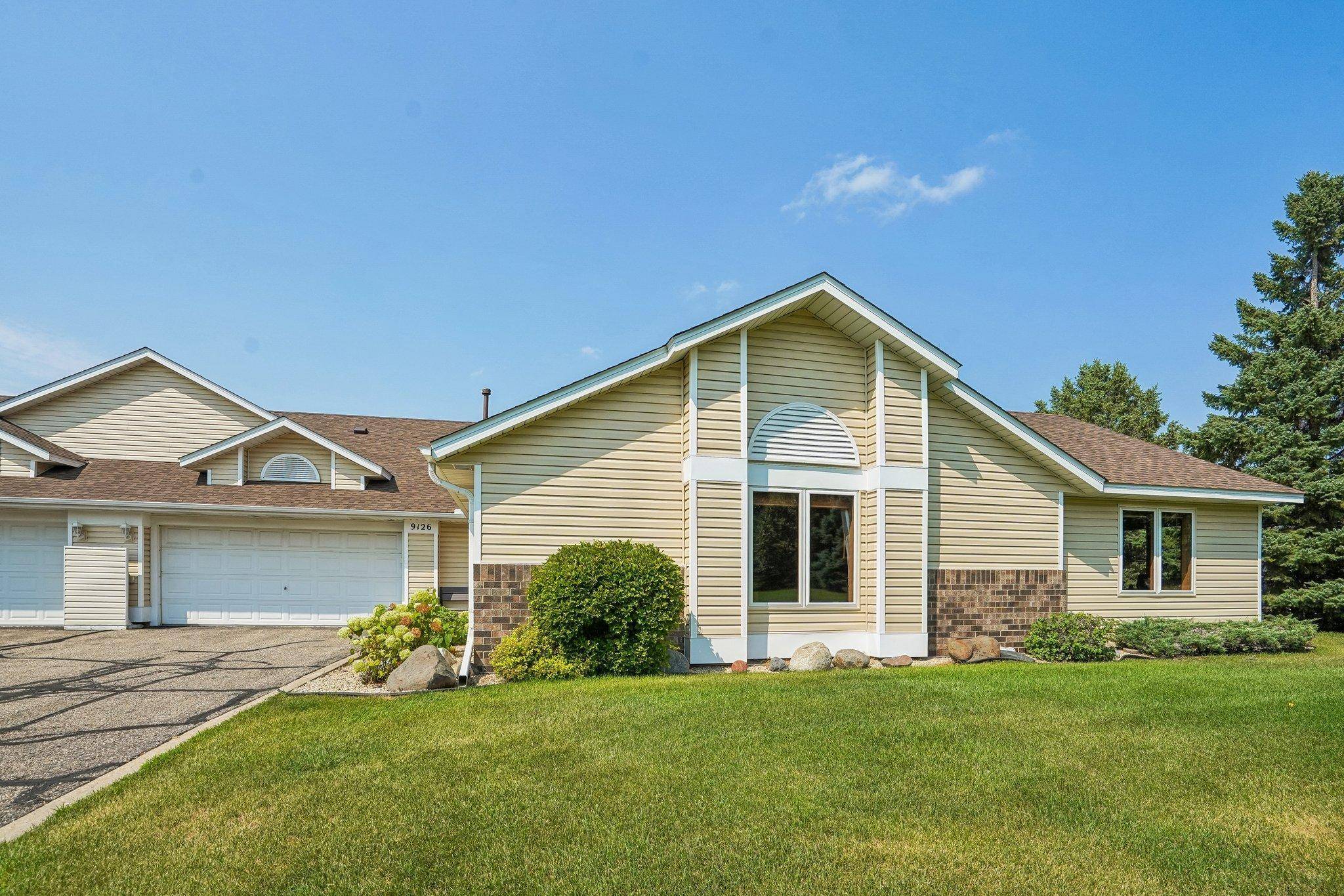 9126 Windsor LN N, Brooklyn Park, MN 55443