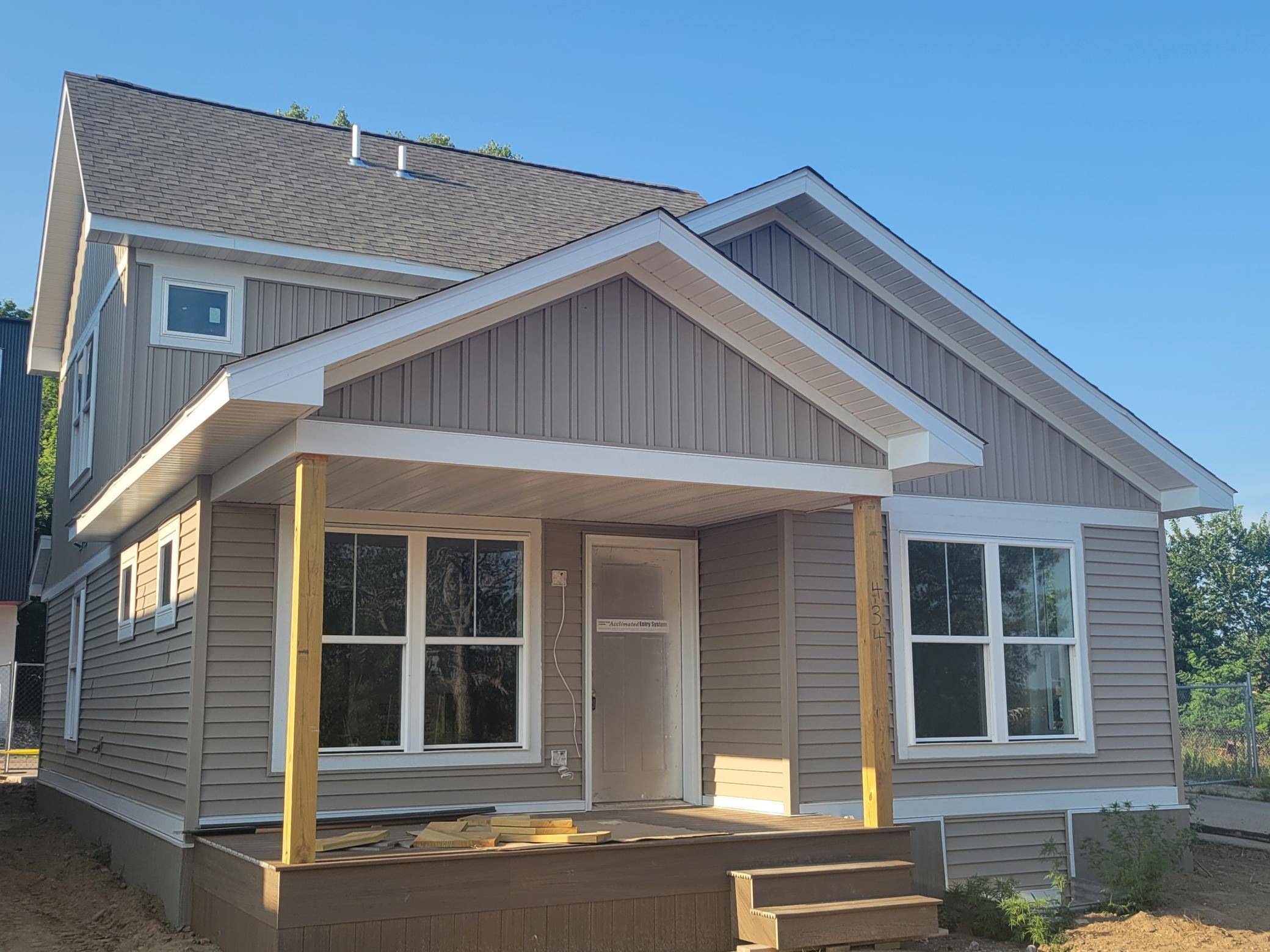434 Rivoli Drive, Saint Paul, MN 55130
