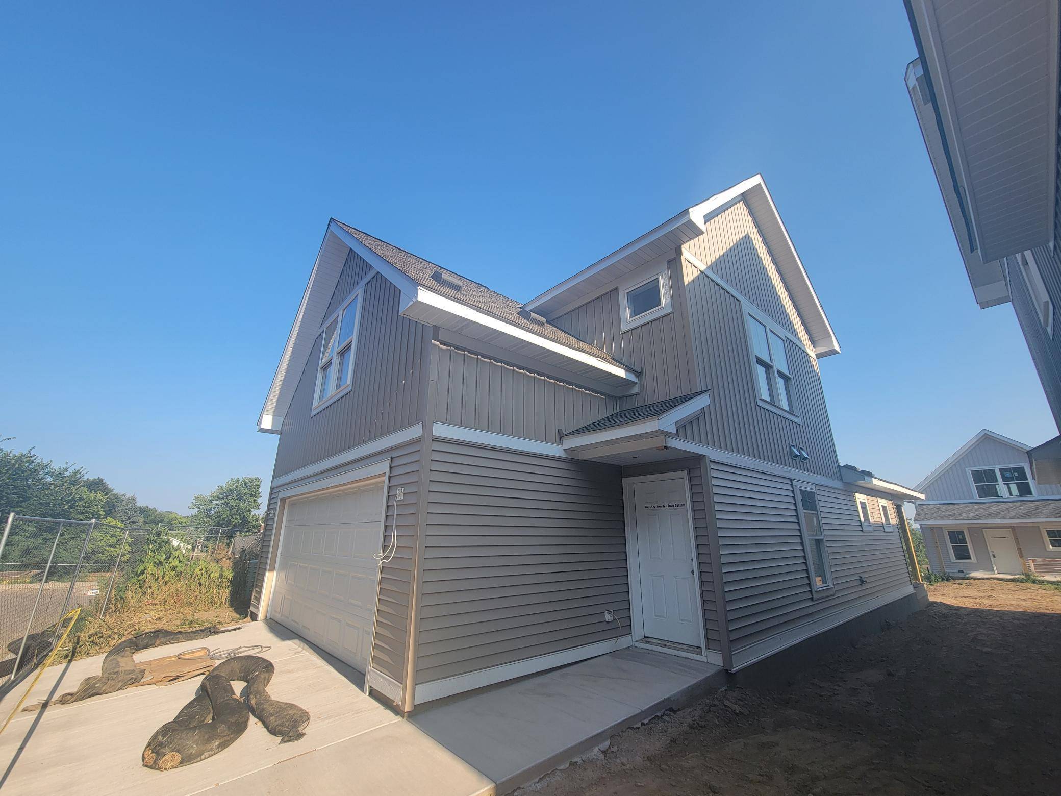 434 Rivoli Drive, Saint Paul, MN 55130