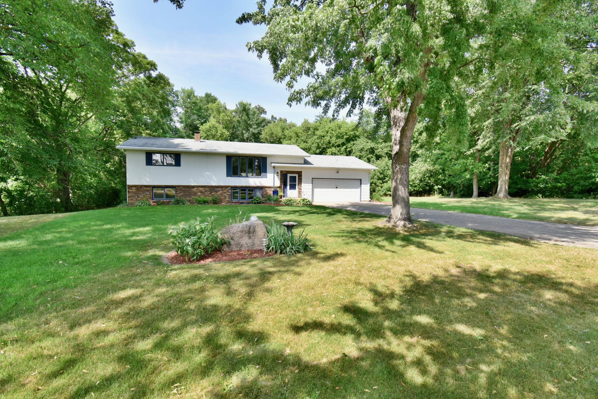 1211 County Road 2 S, Saint Stephen, MN 56375