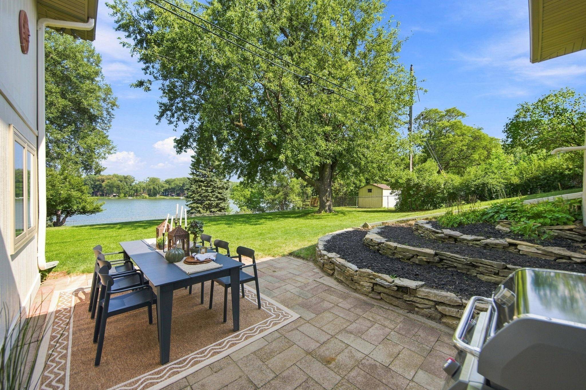 1129 Pike Lake DR, New Brighton, MN 55112