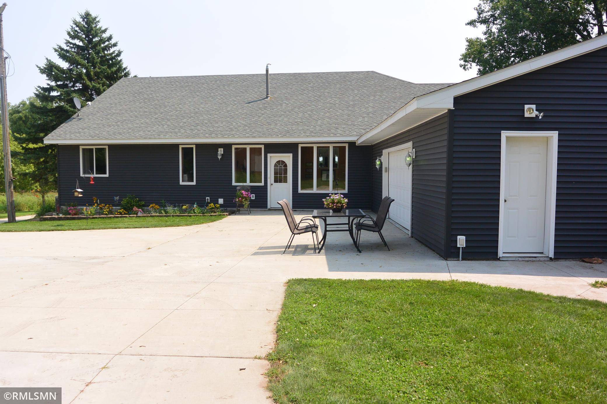 18759 CSAH 14, Darwin, MN 55324