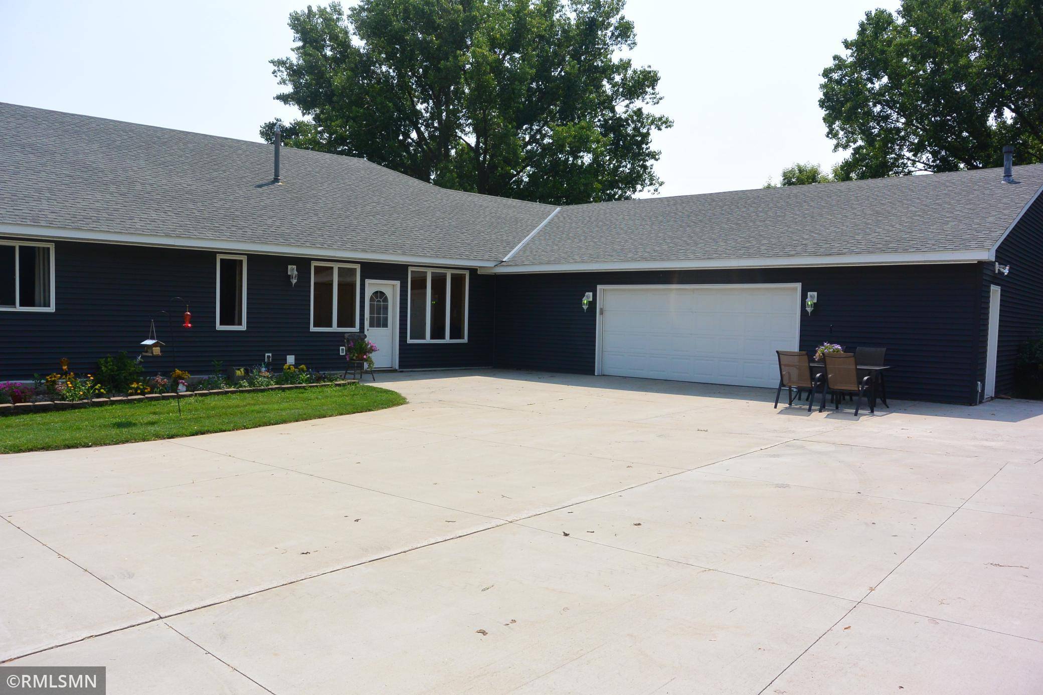 18759 CSAH 14, Darwin, MN 55324