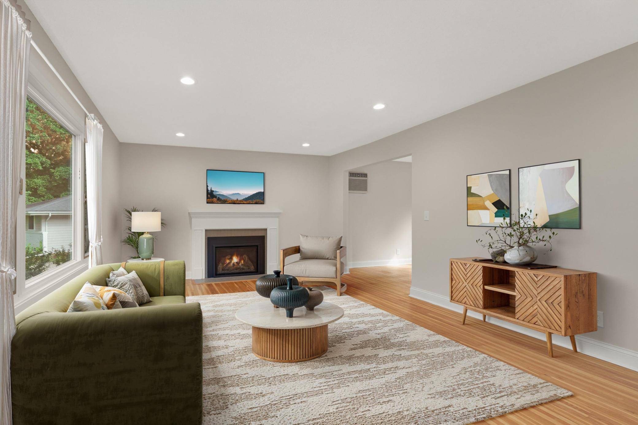10928 London DR, Burnsville, MN 55337