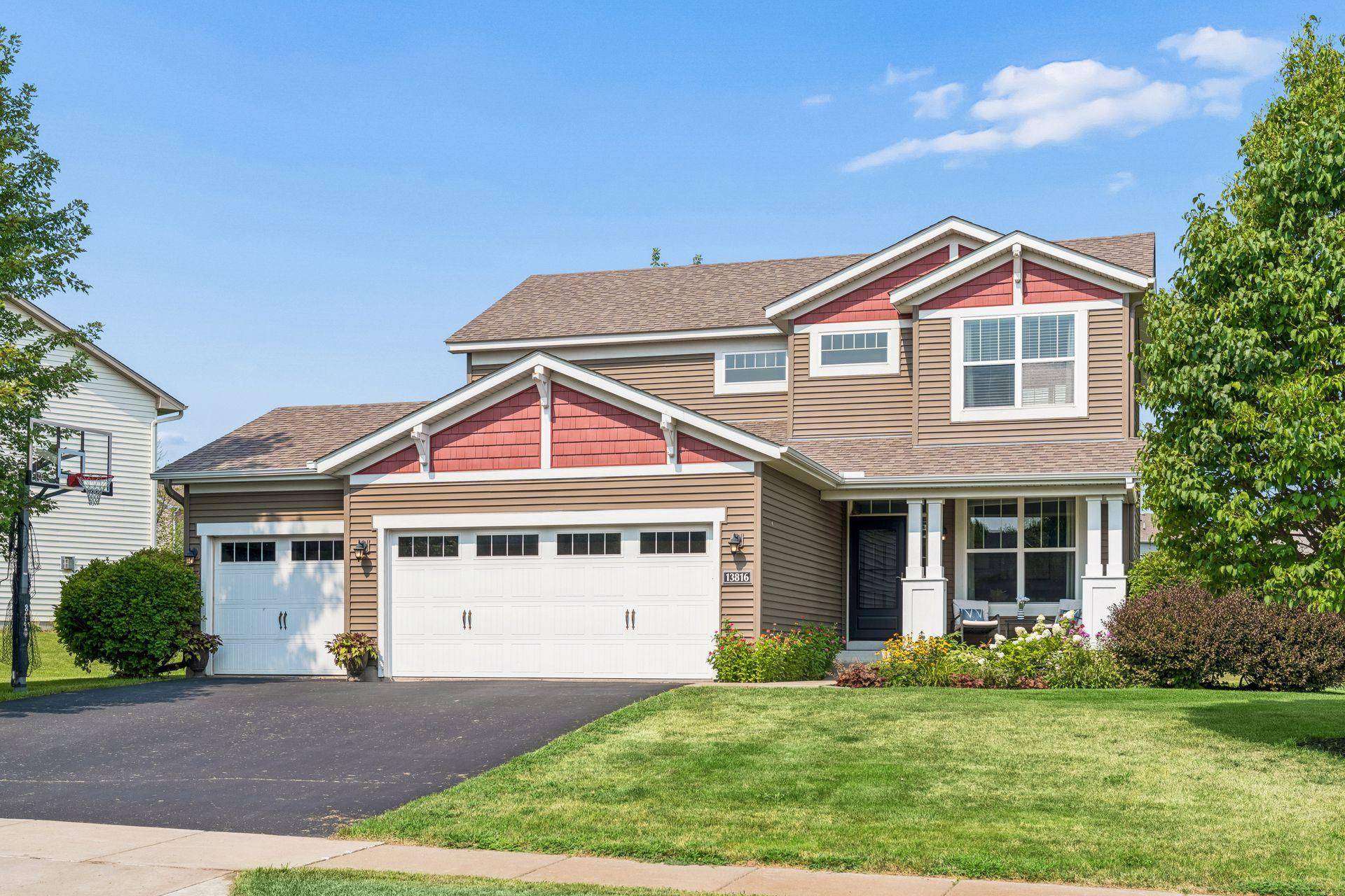 13816 Savanna DR, Rogers, MN 55374