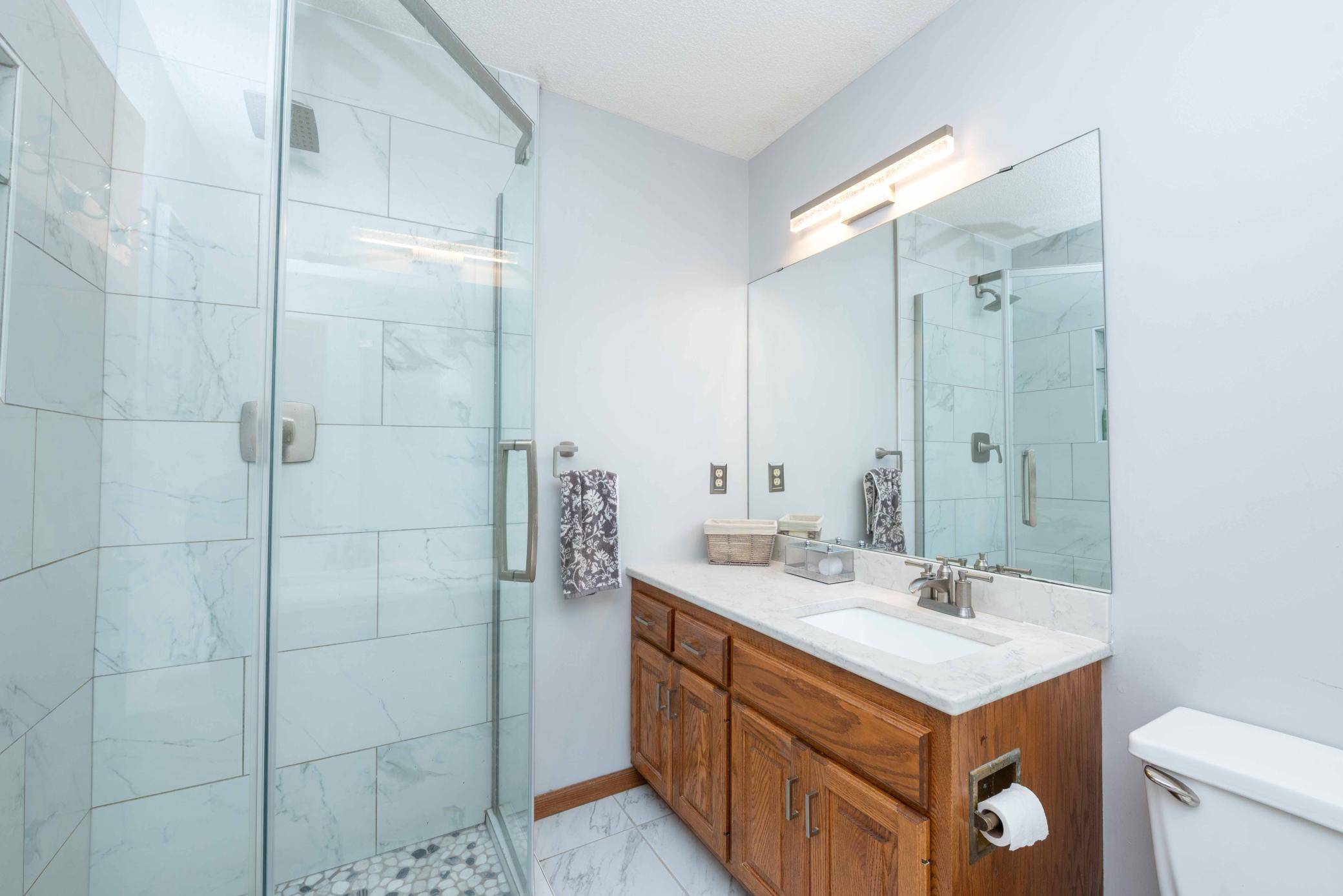 8769 Jewel AVE S, Cottage Grove, MN 55016