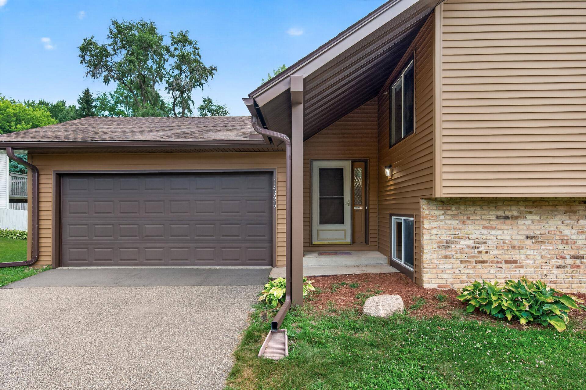 14326 Park AVE, Burnsville, MN 55337