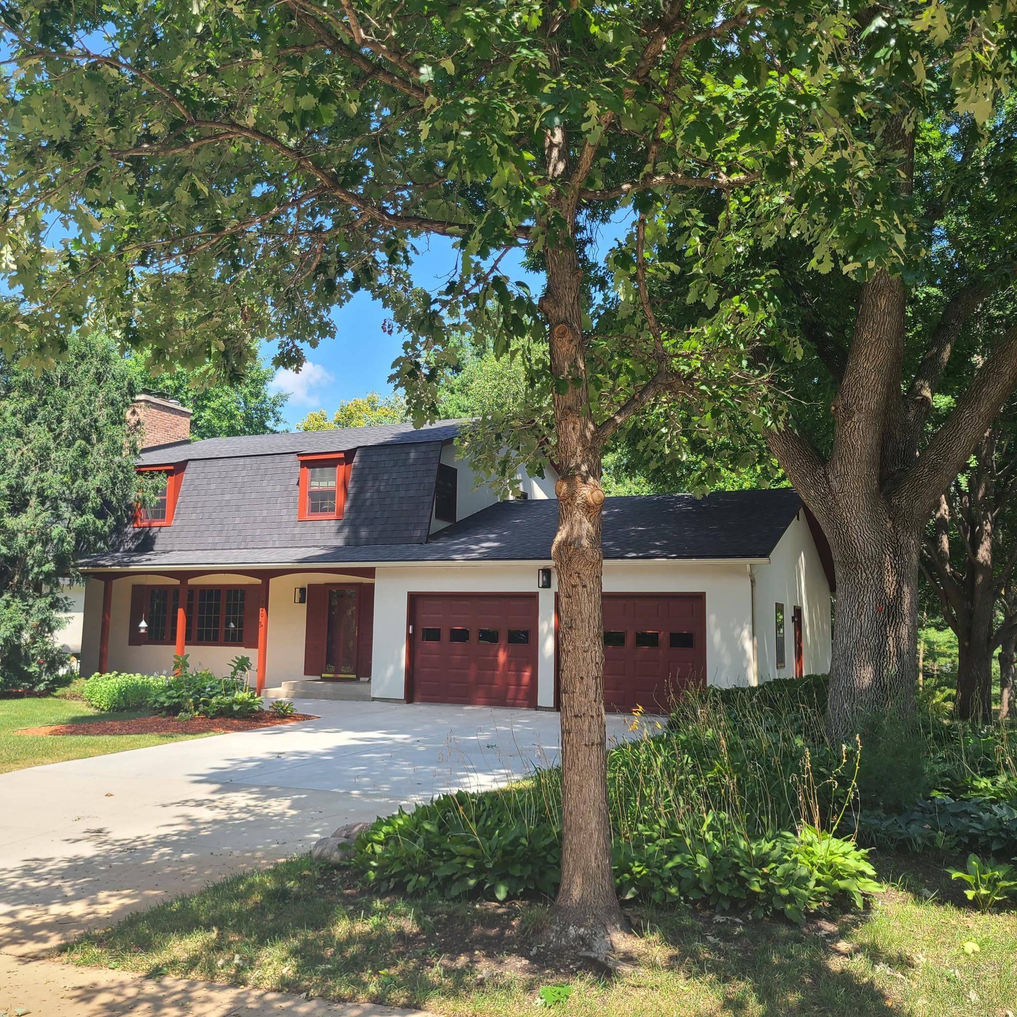 720 Highland AVE, Northfield, MN 55057