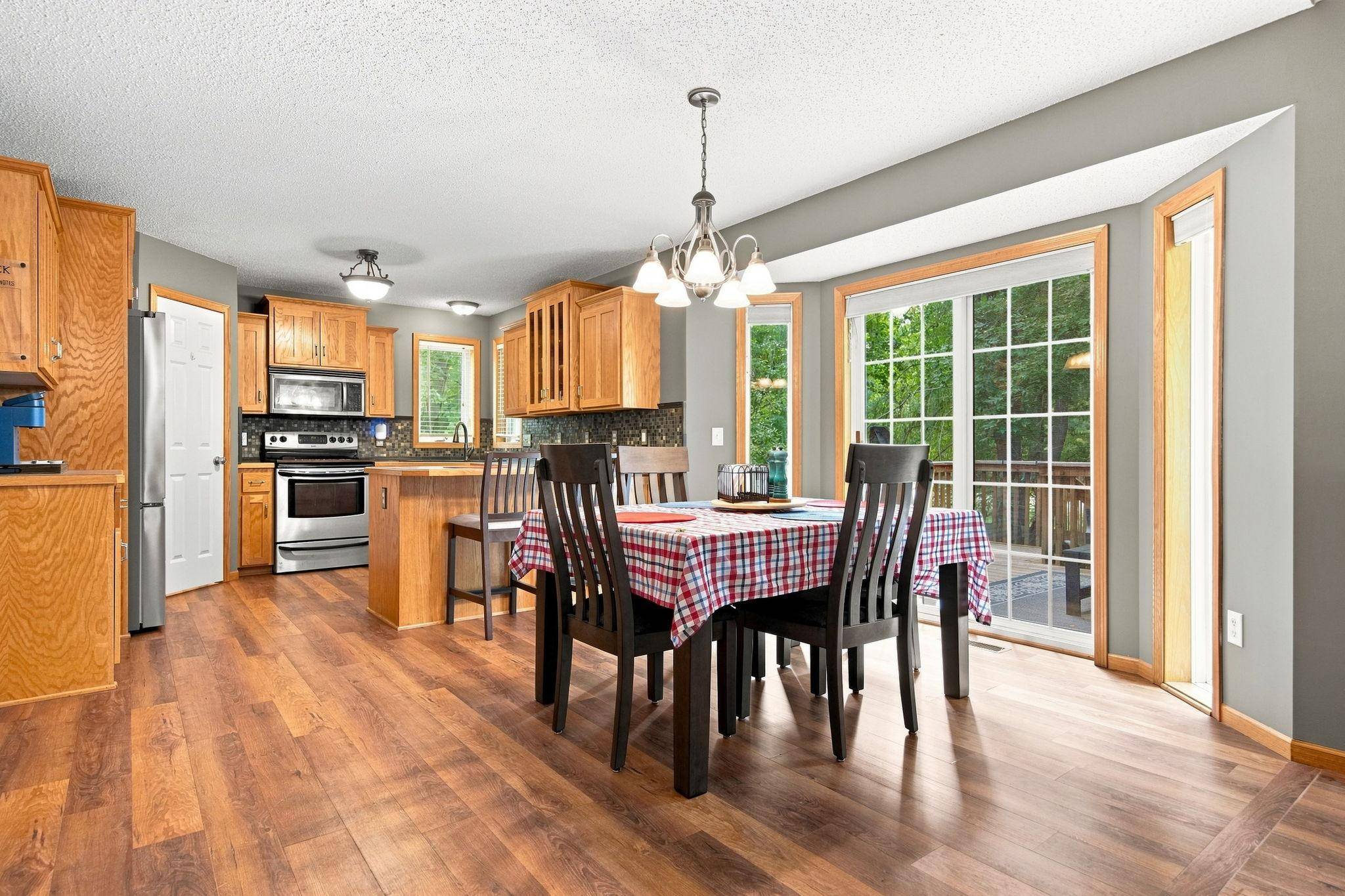 1007 3rd AVE NW, Buffalo, MN 55313