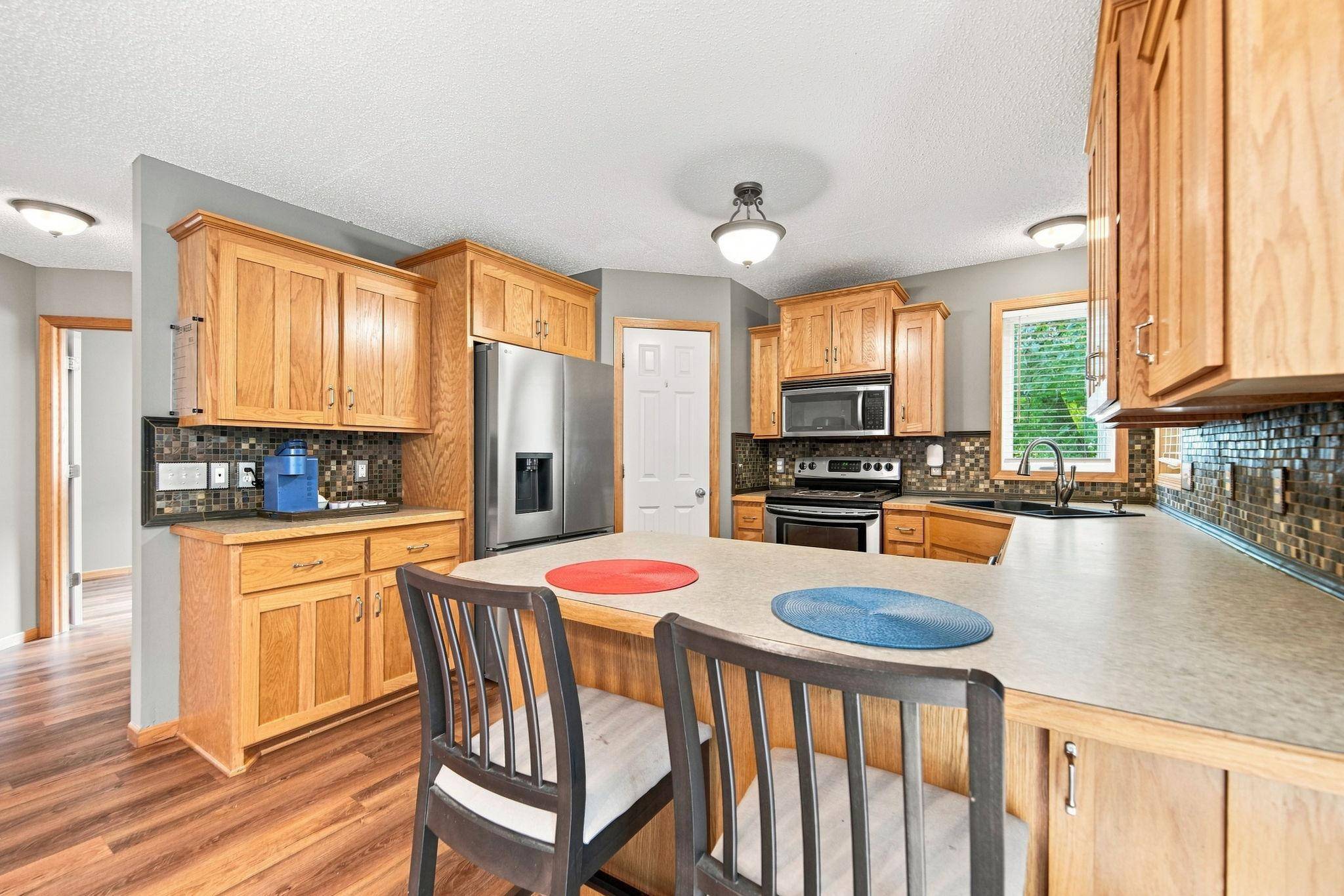 1007 3rd AVE NW, Buffalo, MN 55313