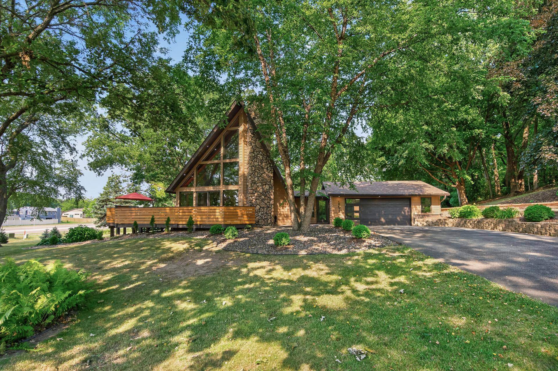 18475 Jamaica PATH, Lakeville, MN 55044