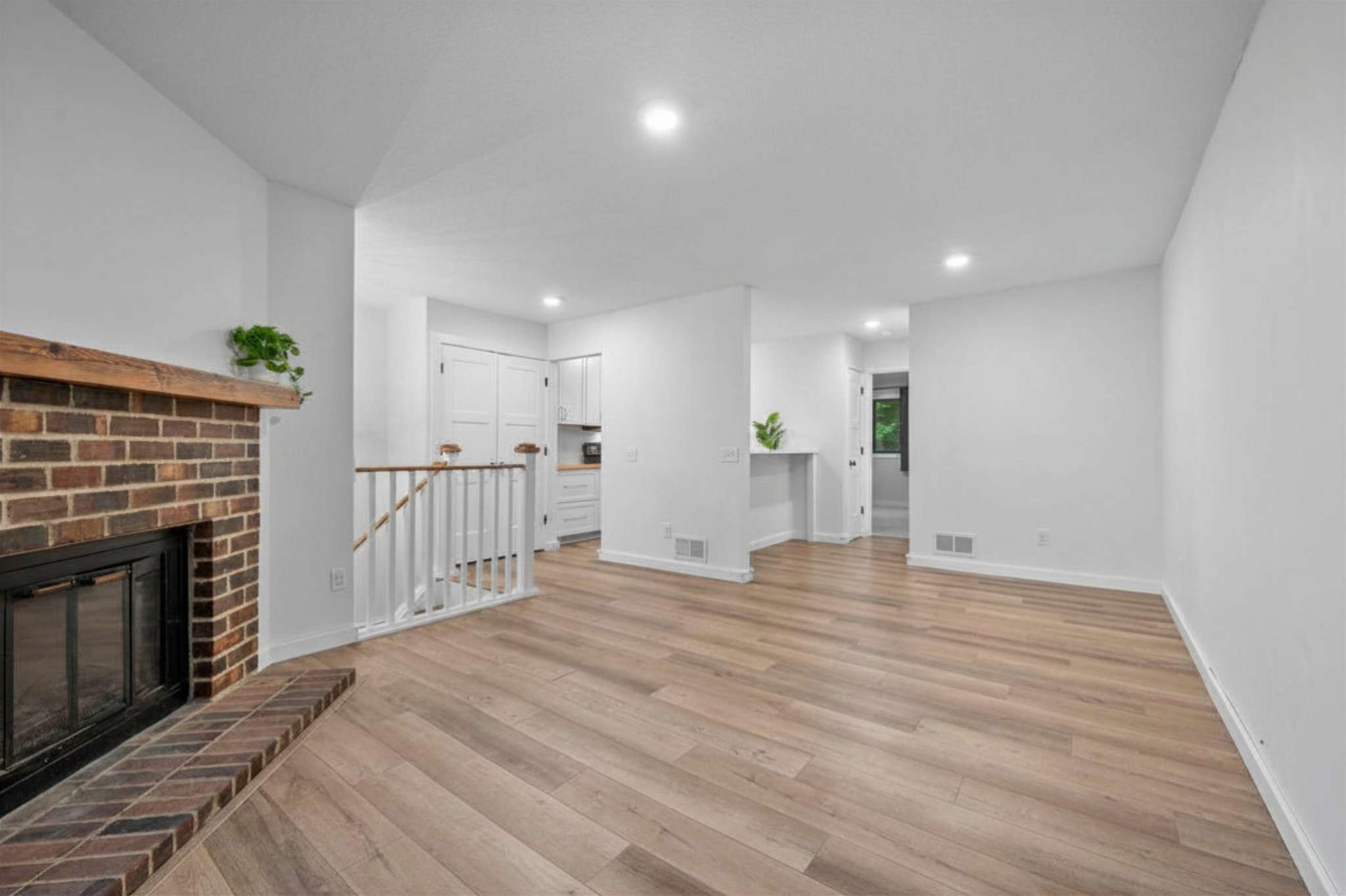 4113 Cj CIR SE, Prior Lake, MN 55372